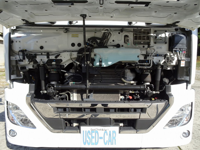 UDトラックス（日産） クオン 大型 トラクタ 2RG-GK5DAB(113262) 26枚目
