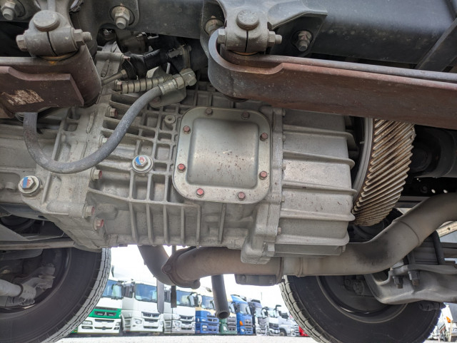 日野 プロフィア 大型 冷蔵冷凍バン 2DG-FW1AHC(110963) 31枚目