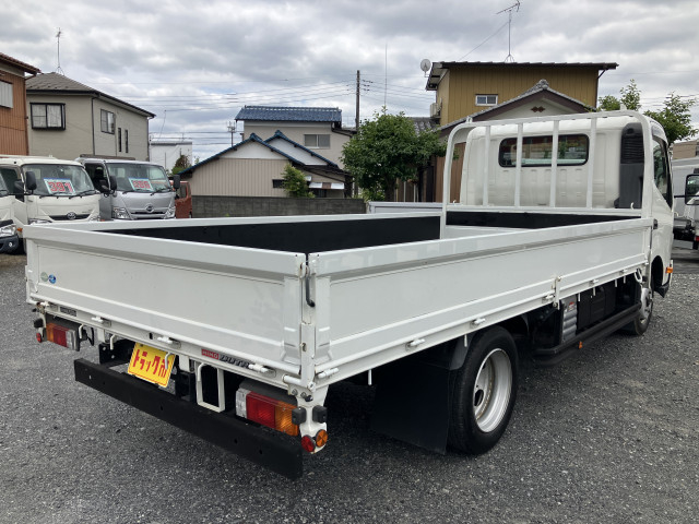 日野 デュトロ 小型 平ボディ 2RG-XZU710(106153) 3枚目