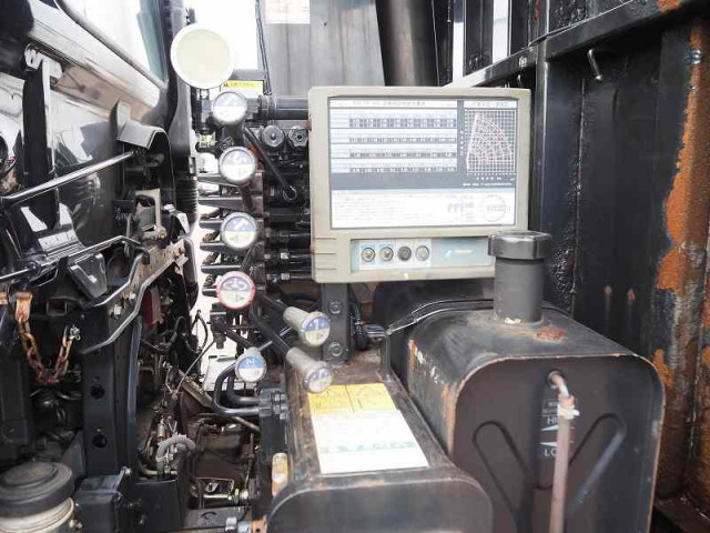 日野 レンジャー 中型 平ボディ（クレーン付） TKG-FD9JLAA(113922) 12枚目