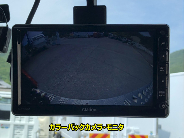 UDトラックス（日産） クオン 大型 平ボディ（クレーン付） 2RG-CG5FA(107868) 40枚目