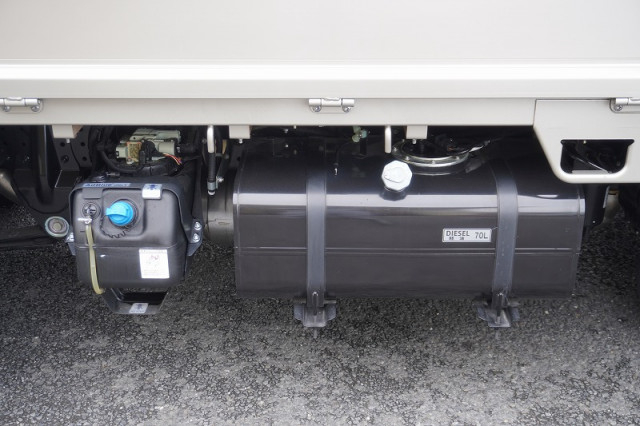 三菱ふそう キャンター 小型 平ボディ 2RG-FBA20(111776) 30枚目