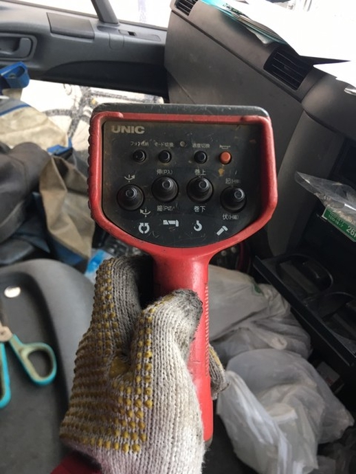 三菱ふそう ファイター 増トン 平ボディ（クレーン付） QKG-FK62FZ(2240) 26枚目