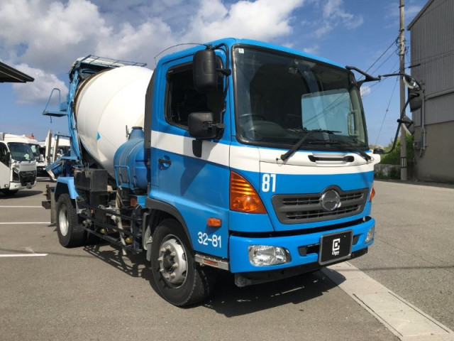 日野 レンジャー 増トン ミキサー車 LKG-FJ7JDAA(113180) 2枚目