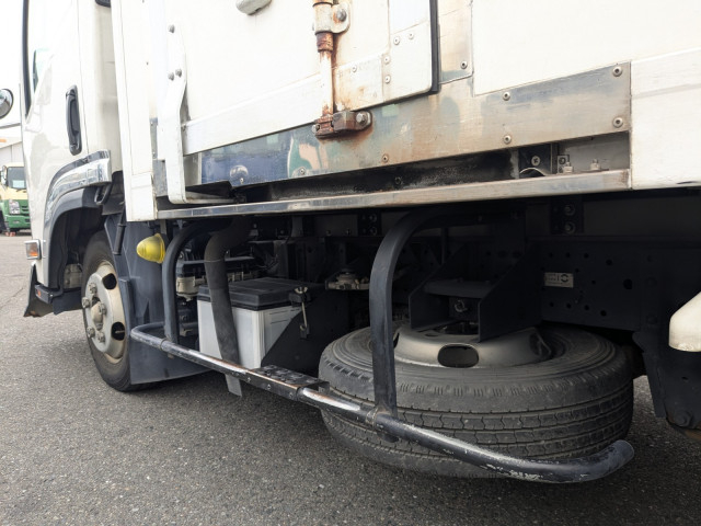 いすゞ エルフ 小型 冷蔵冷凍バン TPG-NLR85AN(113004) 32枚目