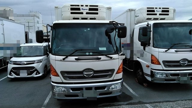 日野 レンジャー 中型 冷蔵冷凍バン BKG-FD7JKYA(3672) 2枚目