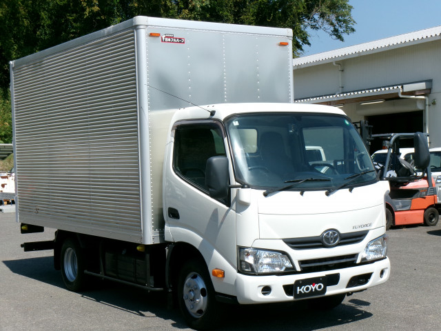 トヨタ トヨエース 小型 バン TKG-XZC645(110295) 8枚目