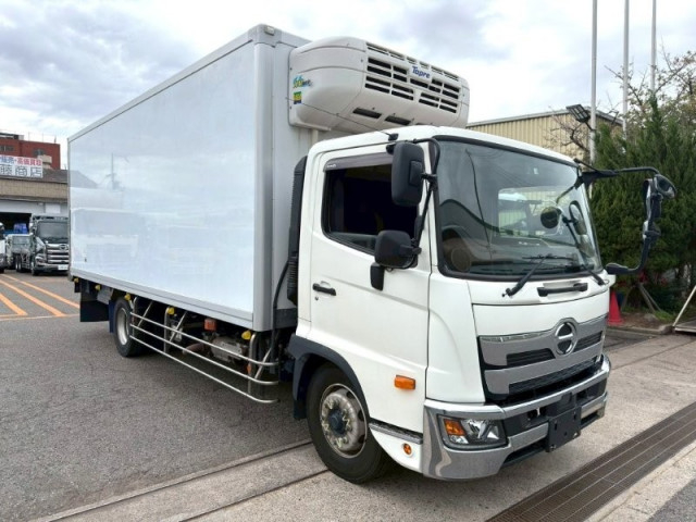 日野 レンジャー 増トン 冷蔵冷凍バン 2KG-FJ2ABG(105656) 2枚目