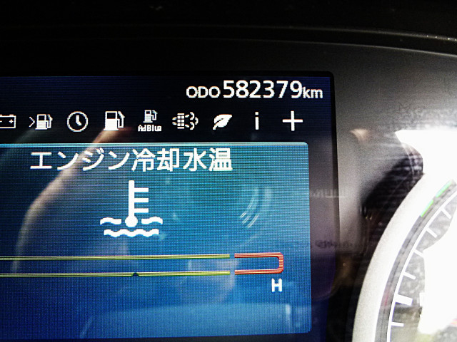 UDトラックス（日産） クオン 大型 ウィング 2RG-CG5FA(113976) 25枚目