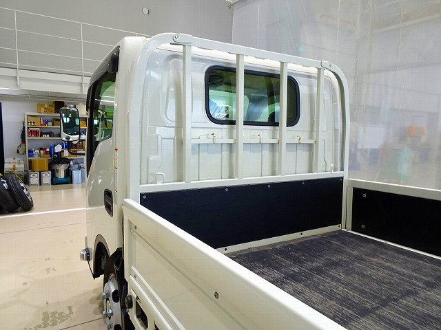 いすゞ エルフ 小型 平ボディ 2TG-NJR88AF(110986) 28枚目