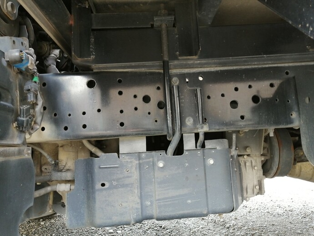 UDトラックス（日産） カゼット 小型 バン PB-BKR81AN(5354) 34枚目