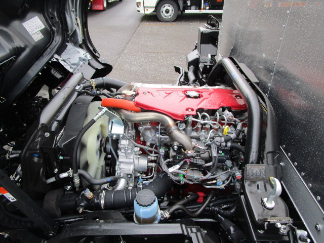 日野 デュトロ 小型 バン 2WG-XZU713N(112379) 24枚目