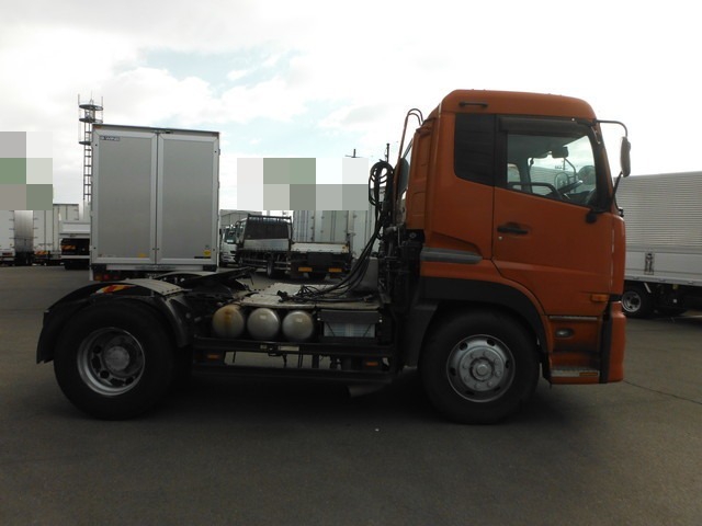 UDトラックス（日産） クオン 大型 トラクタ PKG-GK4XAB(3109) 8枚目