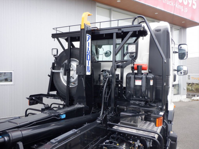 日野 レンジャー 増トン コンテナ専用車 2KG-GC2ABA(107182) 8枚目