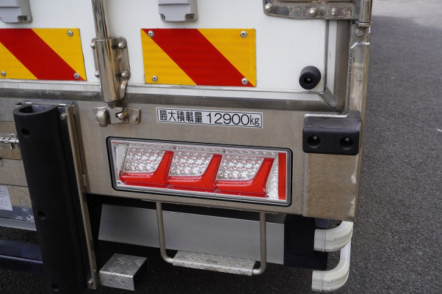 いすゞ ギガ 大型 冷蔵冷凍バン 2PG-CYJ77D(111340) 31枚目