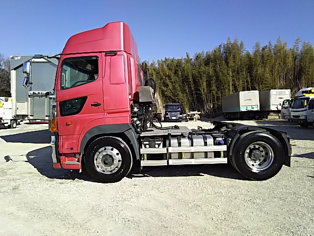 日野 プロフィア 大型 トラクタ QPG-SH1EDDG(8404) 4枚目