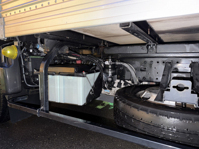 トヨタ ダイナ 小型 バン TPG-XZU605(109197) 9枚目