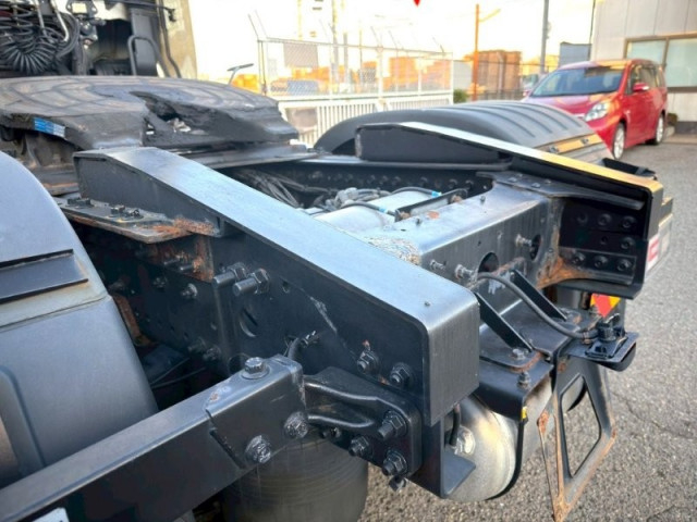 日野 プロフィア 大型 トラクタ 2DG-SH1EDGG(97701) 7枚目