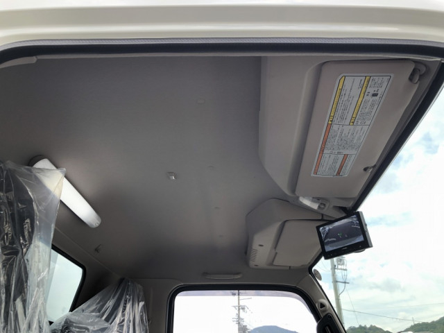 Mitsubishi Fuso canter Small Freezer box_body 2RG-FEB80(108889) 38枚目
