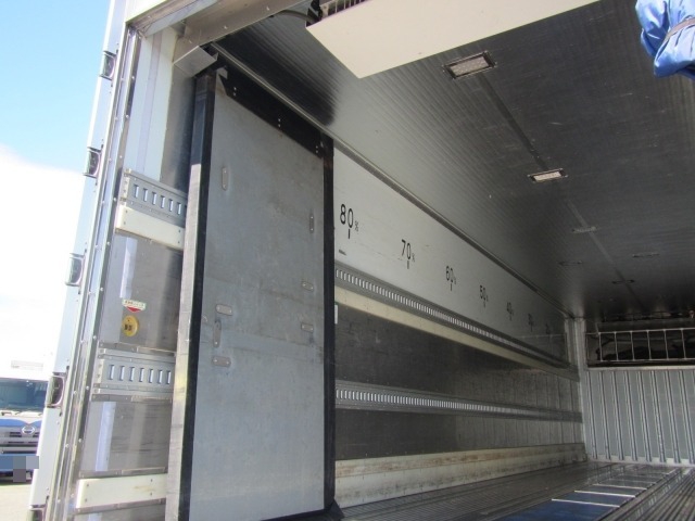 日野 プロフィア 大型 冷蔵冷凍バン QPG-FW1EXEG(7346) 12枚目