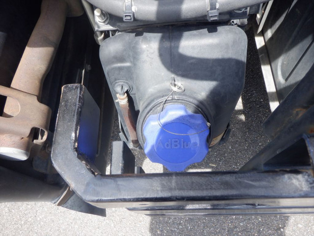 いすゞ フォワード 増トン コンテナ専用車 2RG-FTR90U2(109237) 15枚目