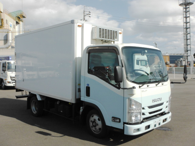 いすゞ エルフ 小型 冷蔵冷凍バン TPG-NLR85AN(9199) 2枚目