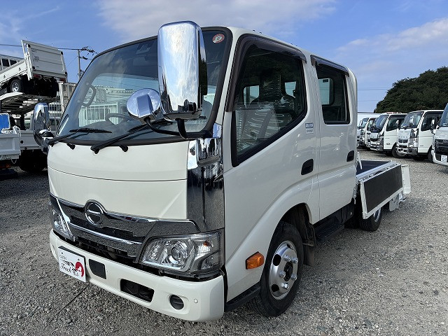 日野 デュトロ 小型 Wキャブ 2RG-XZU605M(112263) 9枚目