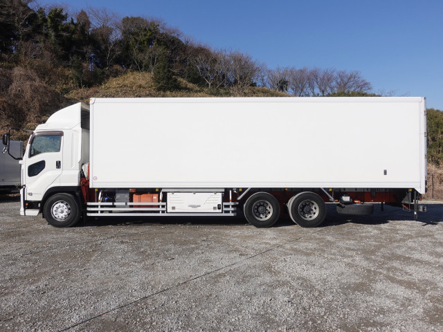 Isuzu giga Large Freezer box_body QPG-CYL77B(100851) 13枚目
