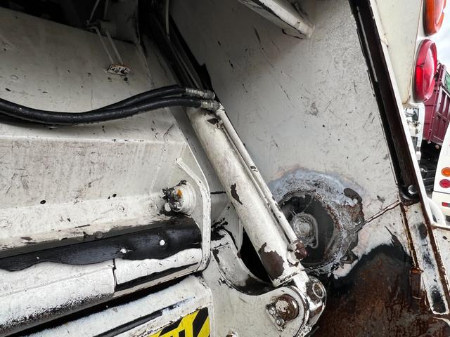 三菱ふそう ファイター 中型 塵芥車（プレス式） *********(107045) 46枚目