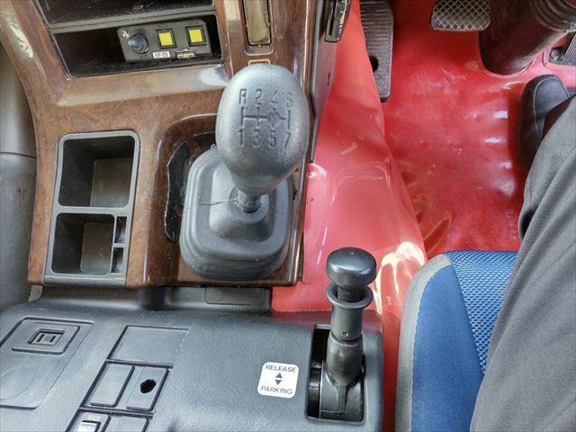 いすゞ ギガ 大型 土砂ダンプ PDG-CXZ52K8(9400) 48枚目
