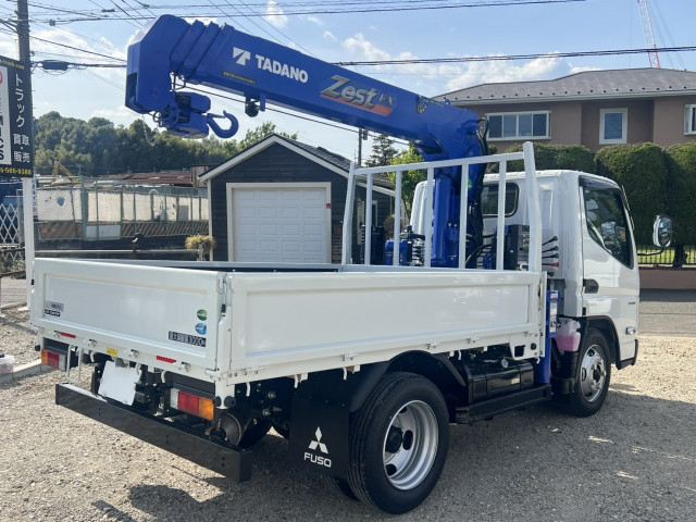 三菱ふそう キャンター 小型 平ボディ（クレーン付） 2RG-FEAV0(107075) 3枚目