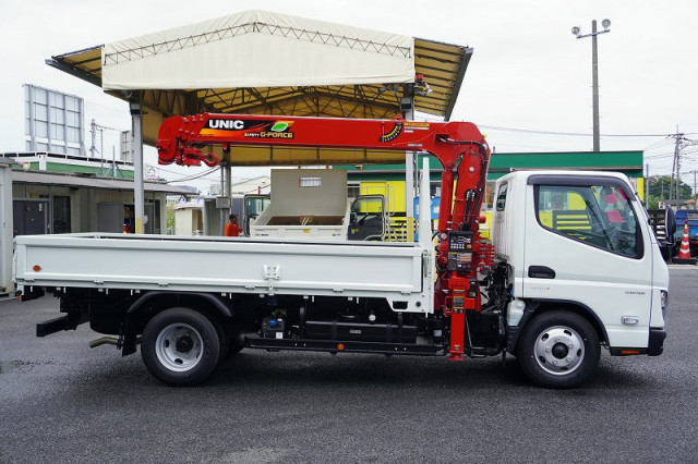 三菱ふそう キャンター 小型 平ボディ（クレーン付） 2RG-FEAV0(105888) 5枚目