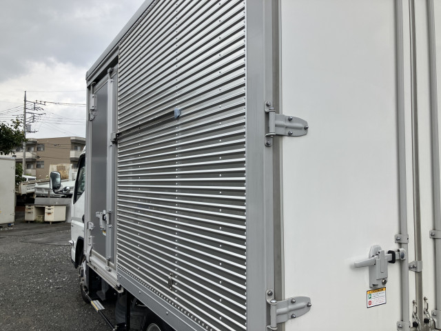 三菱ふそう キャンター 小型 バン 2RG-FEAV0(111657) 18枚目