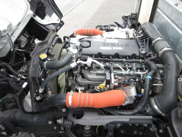 いすゞ エルフ 小型 平ボディ 2RG-NHR88A(109763) 27枚目