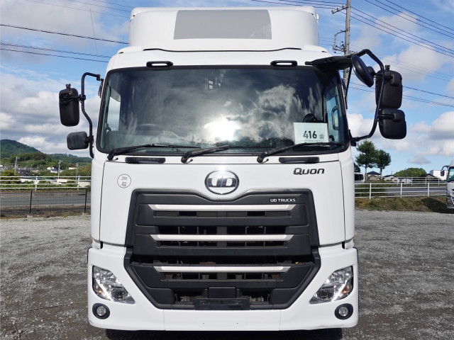 UDトラックス（日産） クオン 大型 ウィング 2PG-CG5CA(111924) 3枚目