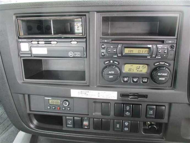 いすゞ ギガ 大型 トラクタ QDG-EXZ52BJ(37770) 16枚目
