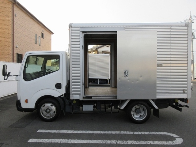 Nissan atlas Small Box body SKG-TZ2F24(6673) 17枚目