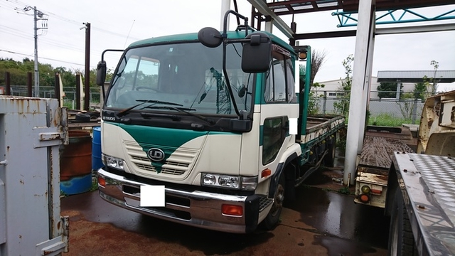 UDトラックス（日産） コンドル 中型 平ボディ KK-MK252KH(2121) 2枚目