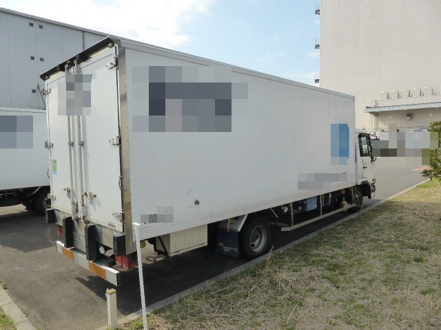 UDトラックス（日産） コンドル 中型 冷蔵冷凍バン BDG-MK36C(2923) 4枚目