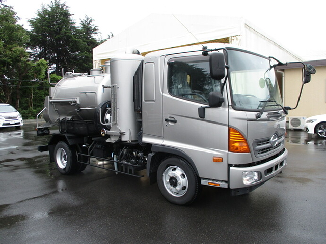 日野 レンジャー 中型 バキュームダンパー/汚泥吸引車 SDG-FD7JDAA(9624) 2枚目