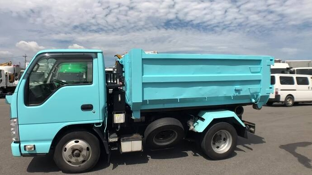 いすゞ エルフ 小型 コンテナ専用車 TPG-NJR85AN(34630) 6枚目