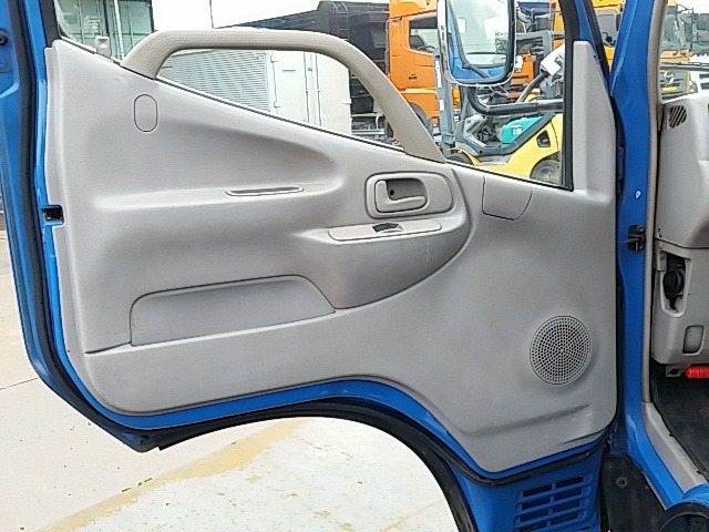 トヨタ ダイナ 小型 平ボディ KK-XZU341(8096) 7枚目