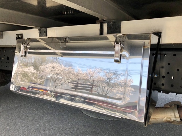 いすゞ フォワード 中型 冷蔵冷凍バン TKG-FRR90S2(60833) 36枚目