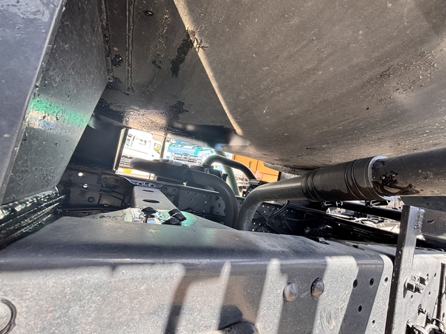 マツダ タイタン 小型 バキュームカー/糞尿車 SKG-LPR85YN(108204) 18枚目