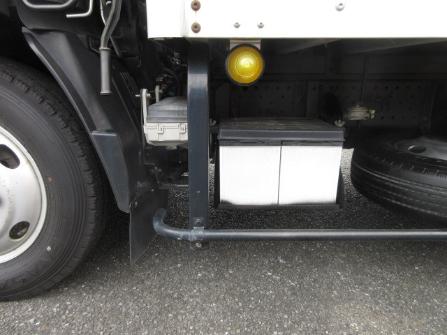 いすゞ エルフ 小型 バン TRG-NLR85AN(109809) 37枚目