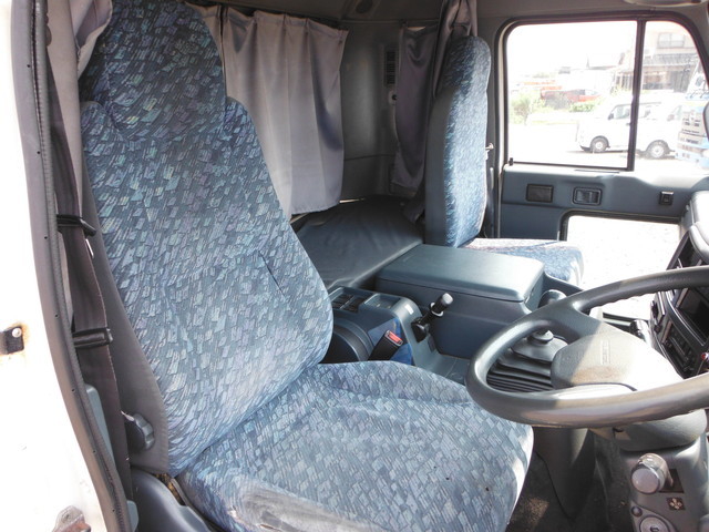 UDトラックス（日産） コンドル 増トン ウィング KL-PK252HZ(3713) 11枚目