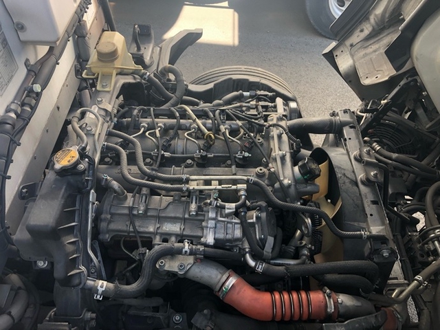 三菱ふそう キャンター 小型 冷蔵冷凍バン TKG-FBA20(5495) 29枚目