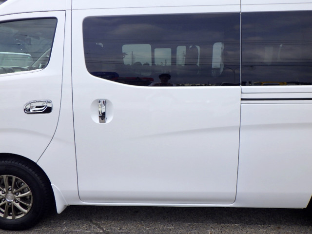 日産自動車 キャラバン 小型 バス 3BF-DS4E26(107919) 10枚目