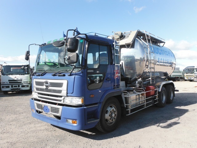 日野 プロフィア 大型 タンクローリー KL-FR2PPHA(1495) 2枚目