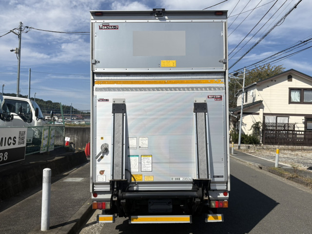 日野 デュトロ 小型 バン 2RG-XZU655M(113516) 6枚目